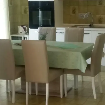 Apartment Ami Podstrana