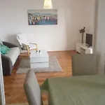 Ami Podstrana